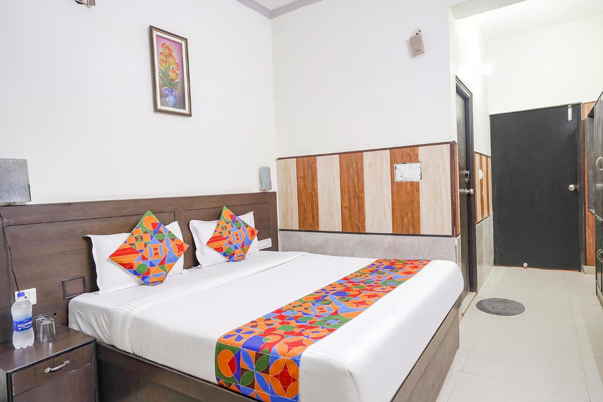 Fabhotel Prashant Palace Mysore Esterno foto