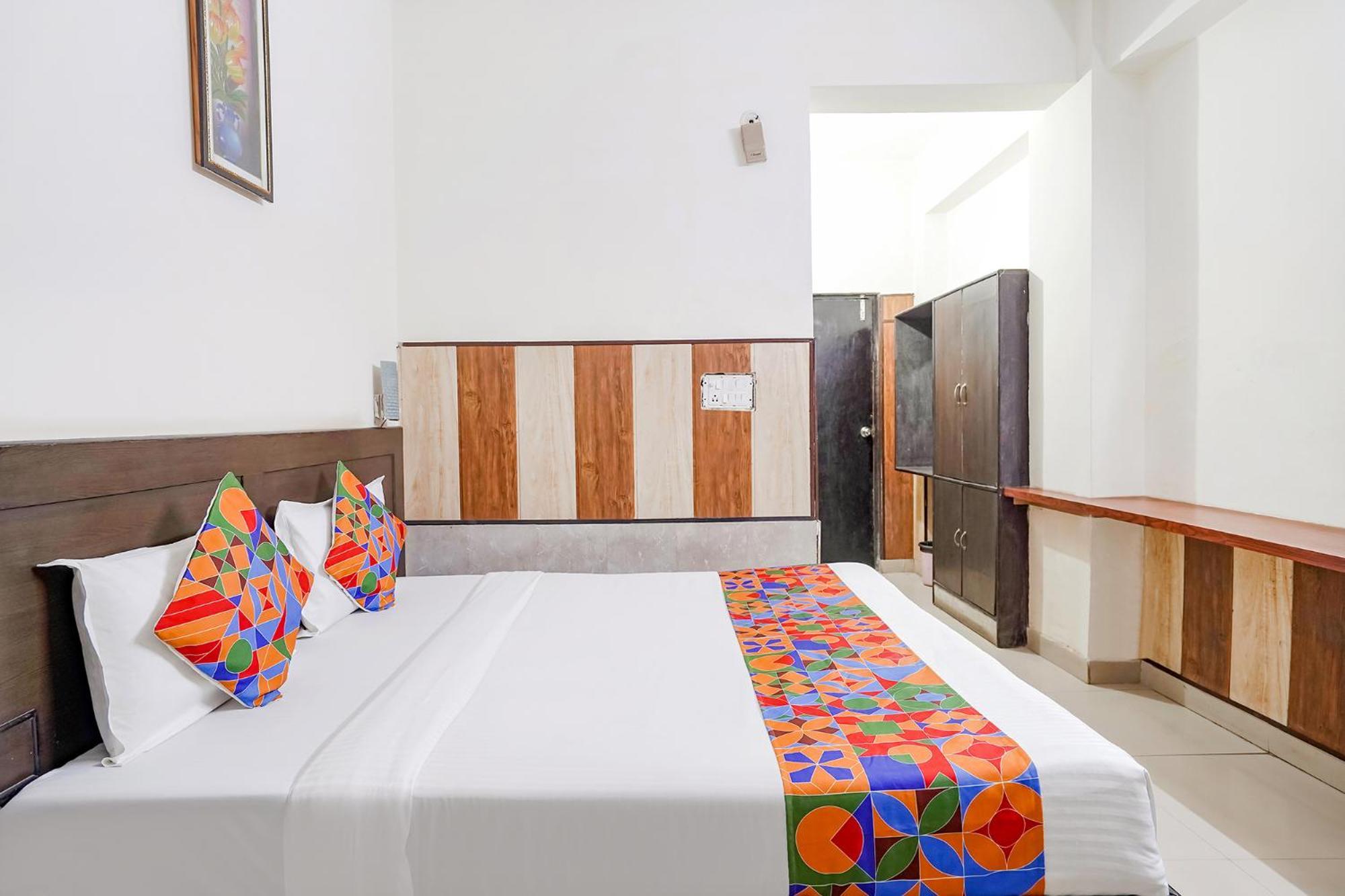 Fabhotel Prashant Palace Mysore Esterno foto
