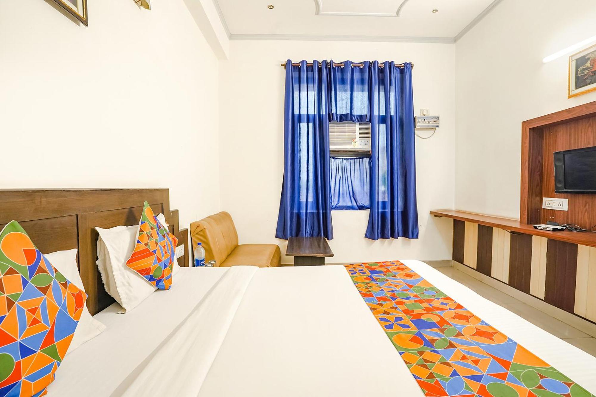 Fabhotel Prashant Palace Mysore Esterno foto