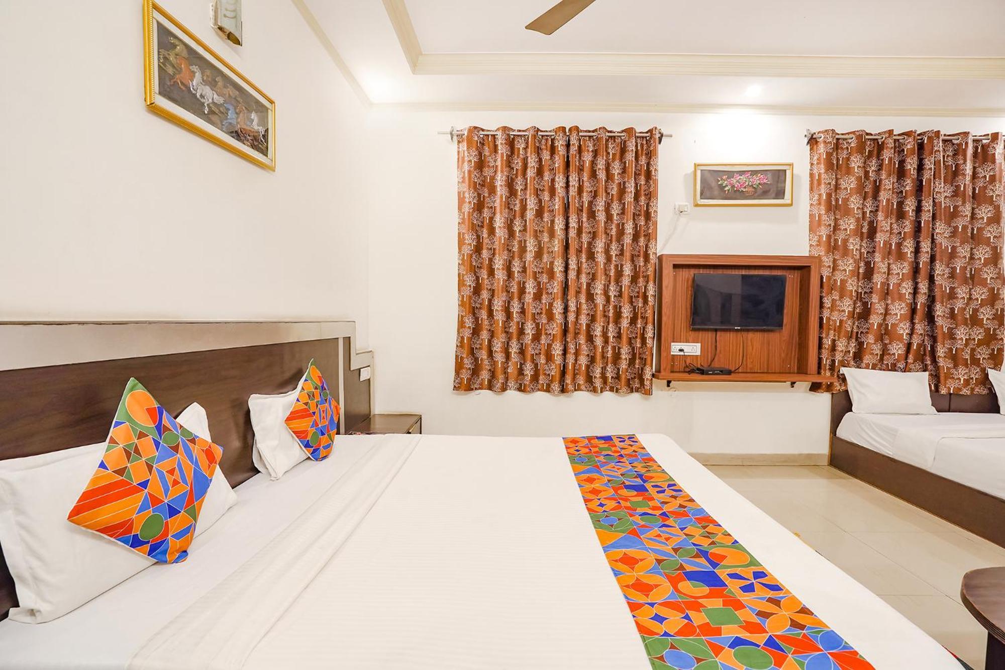 Fabhotel Prashant Palace Mysore Esterno foto