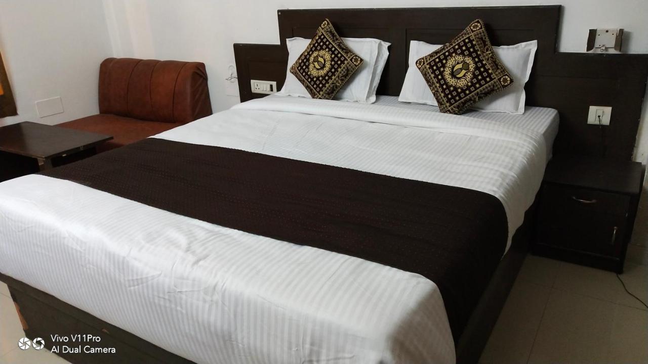 Fabhotel Prashant Palace Mysore Esterno foto