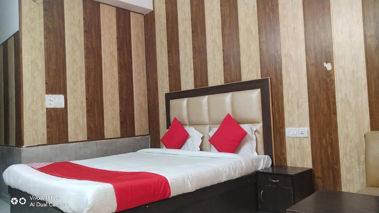 Fabhotel Prashant Palace Mysore Esterno foto