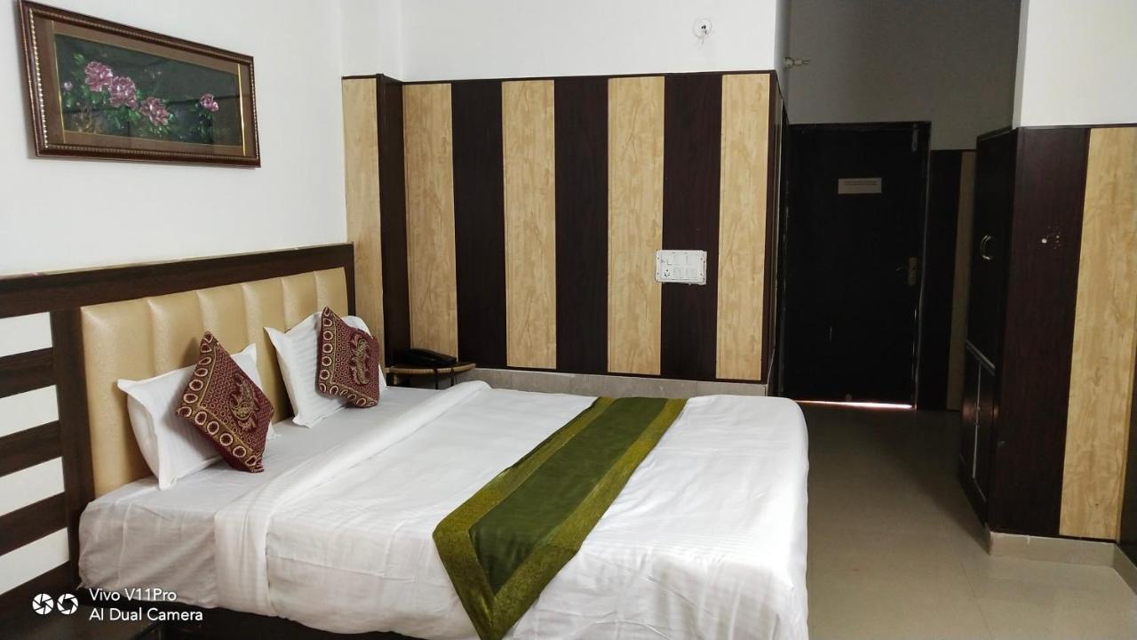 Fabhotel Prashant Palace Mysore Esterno foto
