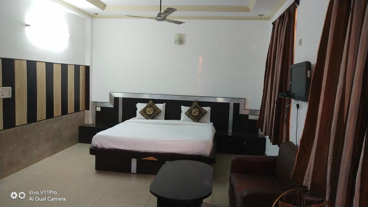 Fabhotel Prashant Palace Mysore Esterno foto