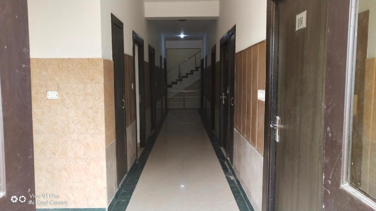 Fabhotel Prashant Palace Mysore Esterno foto